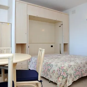 Lo Smeraldo Aparthotel